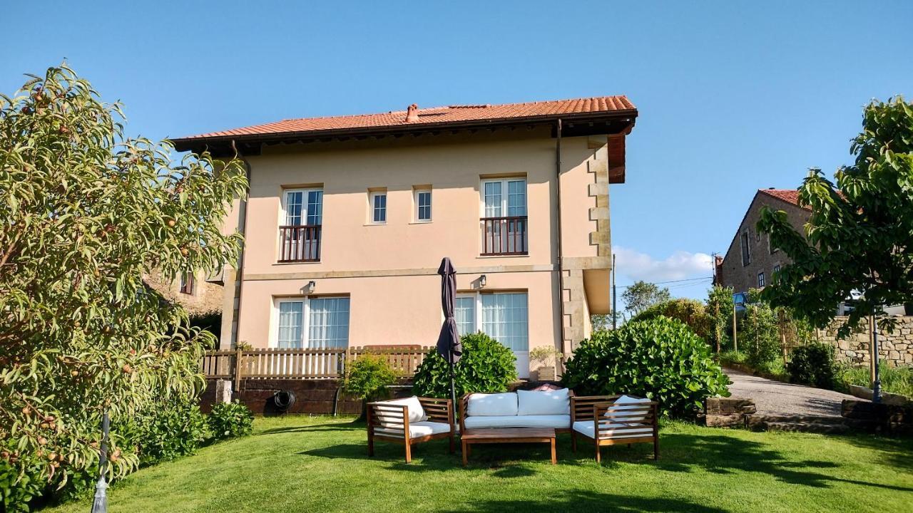 Apartamentos Corona Comillas Eksteriør bilde