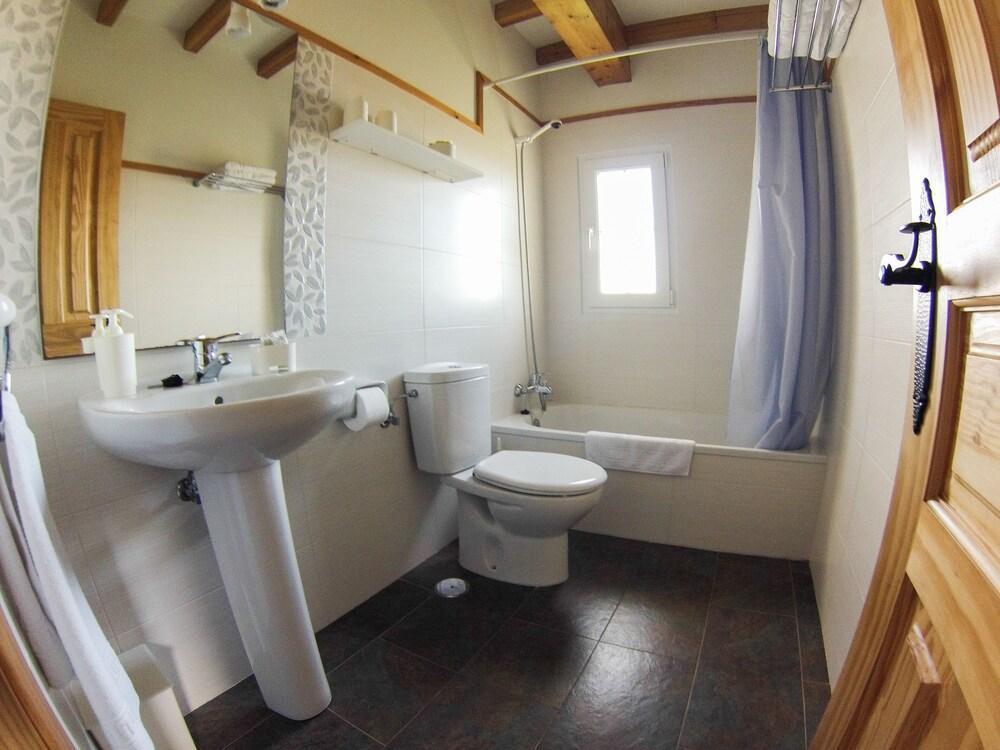 Apartamentos Corona Comillas Eksteriør bilde